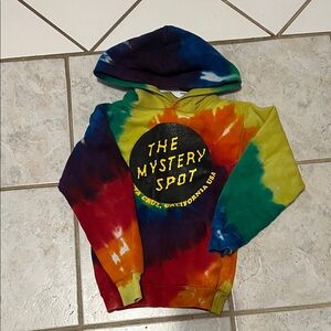Tie dye mystery spot Santa Cruz 2-3 yrs